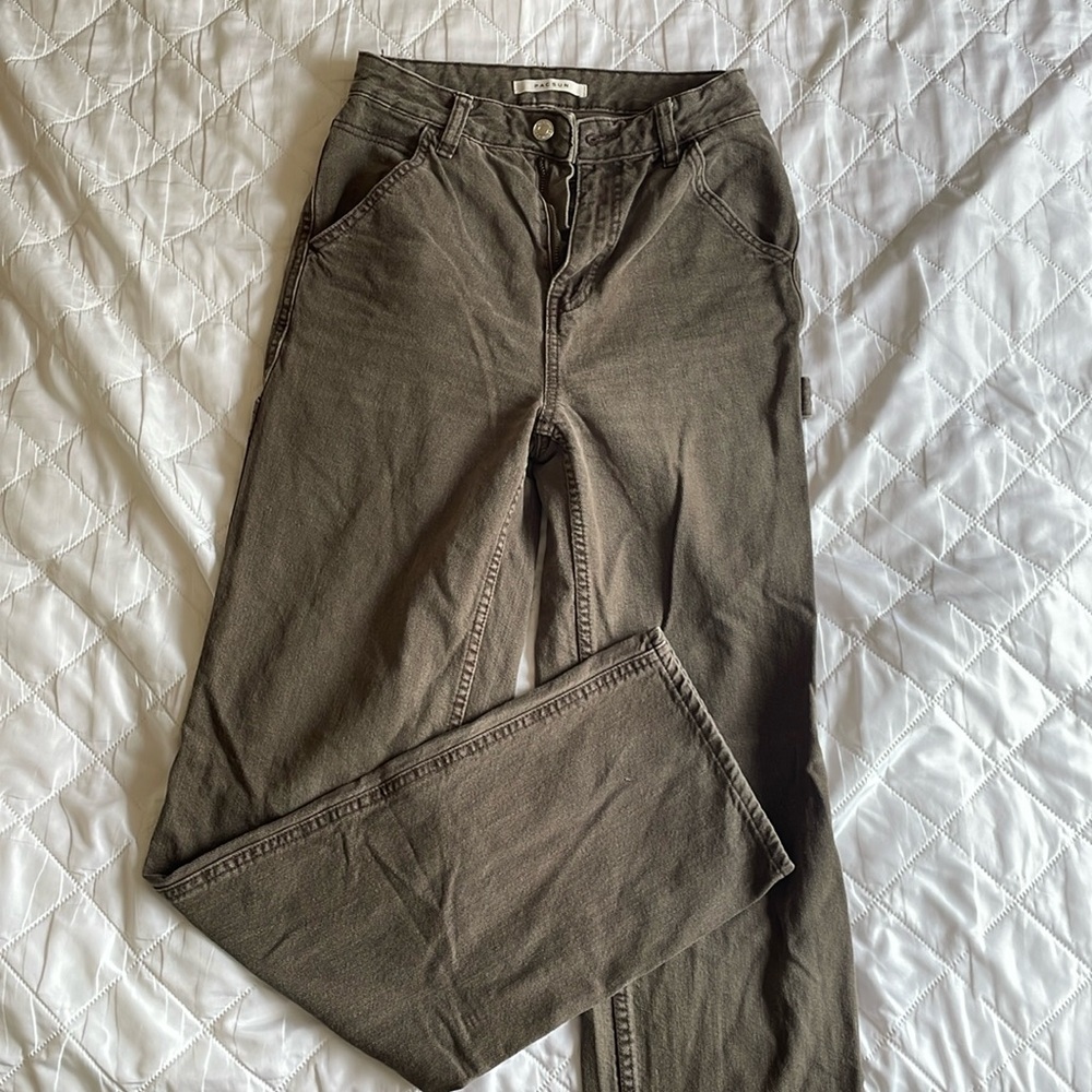 Women’s brown cargo pants size 24. Pacsun brand BF cargo style